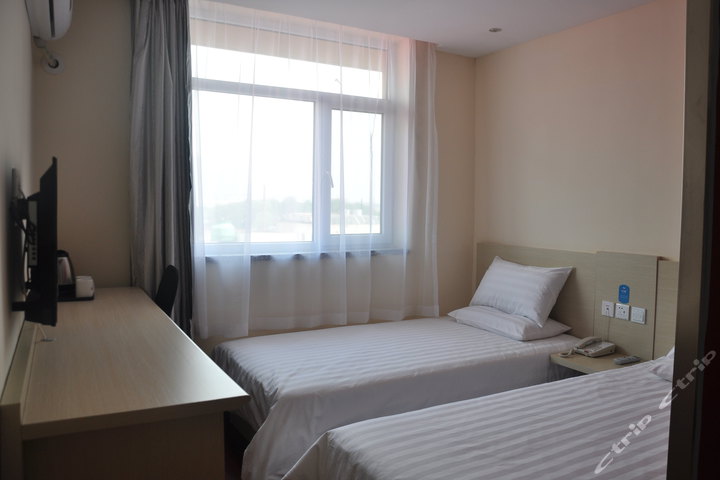 秦皇岛火车站附近酒店很多吧?都怎么样啊?20