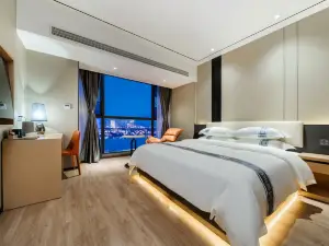 The Bund Heyun Theme Hotel (Dingsheng International Wanda Plaza)
