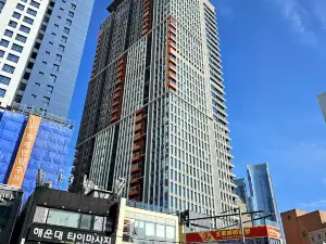 Raviens Elbon The Stay
