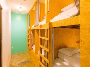 Seawall Hostel