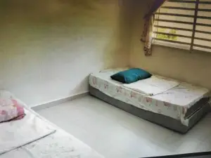 OYO Home 90977 AzZinki Homestay