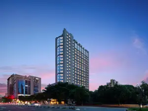 Quanzhou Shishi Dehui Plaza Atour Hotel