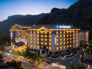 WYNDHAM RUIJINGMANSHAN HOTEL