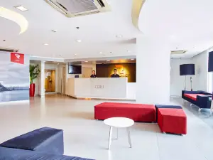 Red Planet Cebu