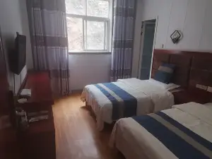 Bianba Huadu Business Hotel