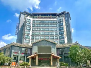 Golden Lusheng International Hotel
