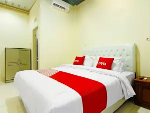 RedDoorz Syariah at Khalifi Guest House Padang