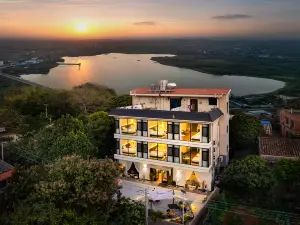 Weizhou Island Discovery French B&B