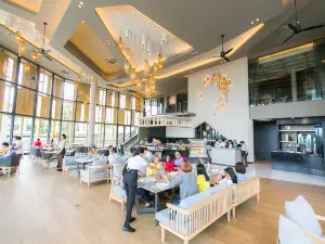 The Signature Hotel Airport
