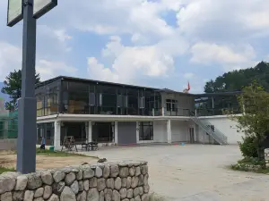 Huoshan Xingfu Farm Farmhouse