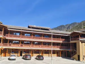 Xiangyu Baima Boutique Homestay