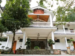 Ziwei Mountain Villa