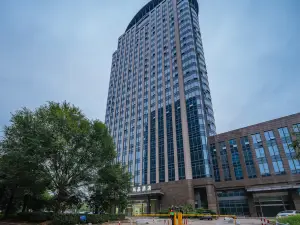 Shangpin Hotel (Zhuji High-speed Railway Station Powerlong Plaza)