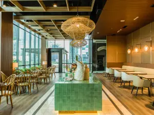 Avissa Suites