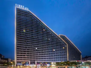 Fanman Meisu Hotel (Chengdu Qingbaijiang East Railway Station Wanda Plaza)