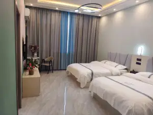 Qiaojia Liuliu Hotel