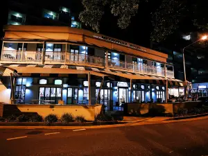 Oaks Townsville Metropole Hotel