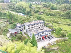 Huanglong Mountain Resort