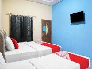 OYO 92075 Sky Residence Mawar