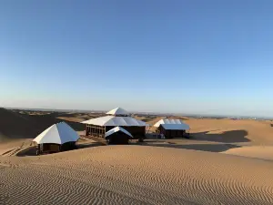 Sand Sea Campground in Moye, Zhongwei