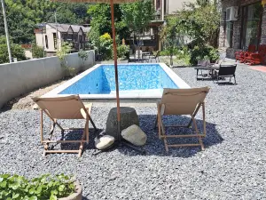 Lin'an Daming Mountain Moon Villa