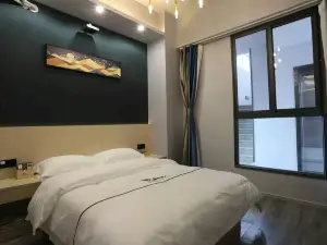 Weiweilai Light Luxury Hotel
