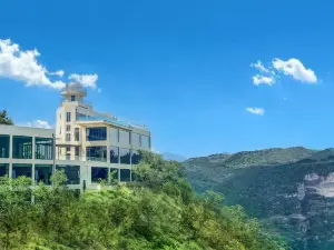 雲岕•青松嶺研學度假村