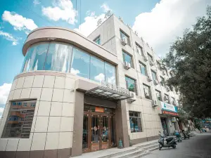 Tai'an Deyuan Business Hotel