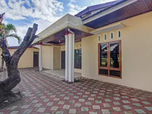 Capital O 90643 Suri Guest House Syariah