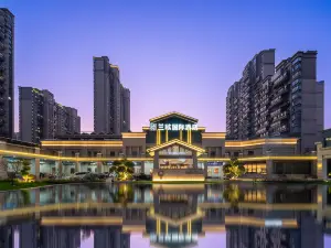 Zhangjiagang High-speed Railway New Town Lanou International Hotel