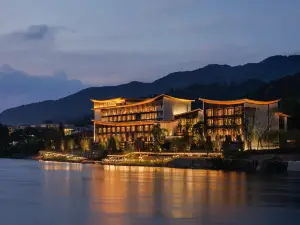 Dongjiang Lake Zixi Rusi Cultural Hotel