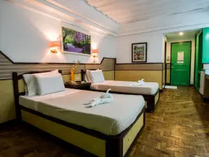 Family Country Hotel & Convention Center