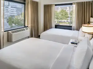DoubleTree by Hilton Hotel & Suites Jersey City