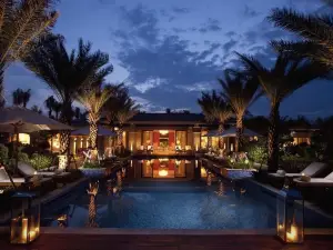 豪納斯酒店（鴿子窩公園劉莊夜市店）