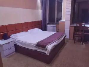 Humaxiyuan Business Hotel