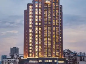 Renaissance Wuhan Hotel