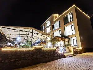 Yuanzhu Guesthouse