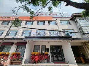 Home Inn Tongbai Yun Hotel (Tangshan Qianxi Ziyu Street)