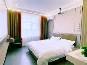 Urad Middle Banner Ganqimaodu Luolan Apartment