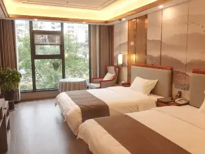 Yanting Liangjiang Impression Hotel
