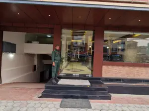 Darcys International Hotel