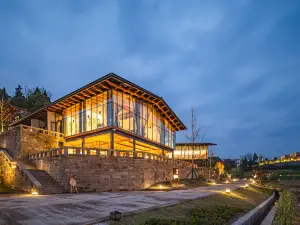 Li Family Courtyard Homestay in Zhongxian County