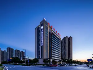 Qinzhou Yuehua Jiangyu Lake Hotel (Baishi Lake Park Wuyue Plaza)