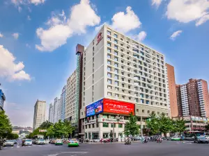 Chengde Tianbao Holiday Hotel