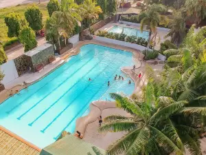 Nature's Village Resort