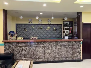 Tonghua Kuaidamao Town Yunding Small Hotel