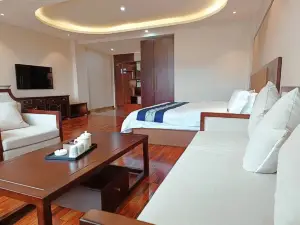 녜룽 덩마주니 호텔