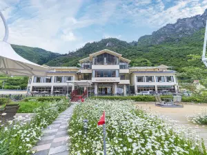 Golden Phoenix Resort