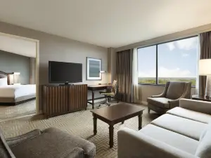Hilton East Brunswick Hotel & Executive Meeting Center
