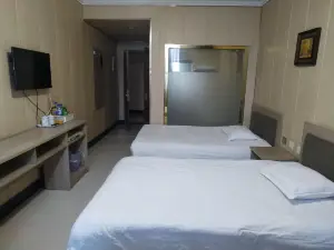 Qian'an Baixu Business Hotel